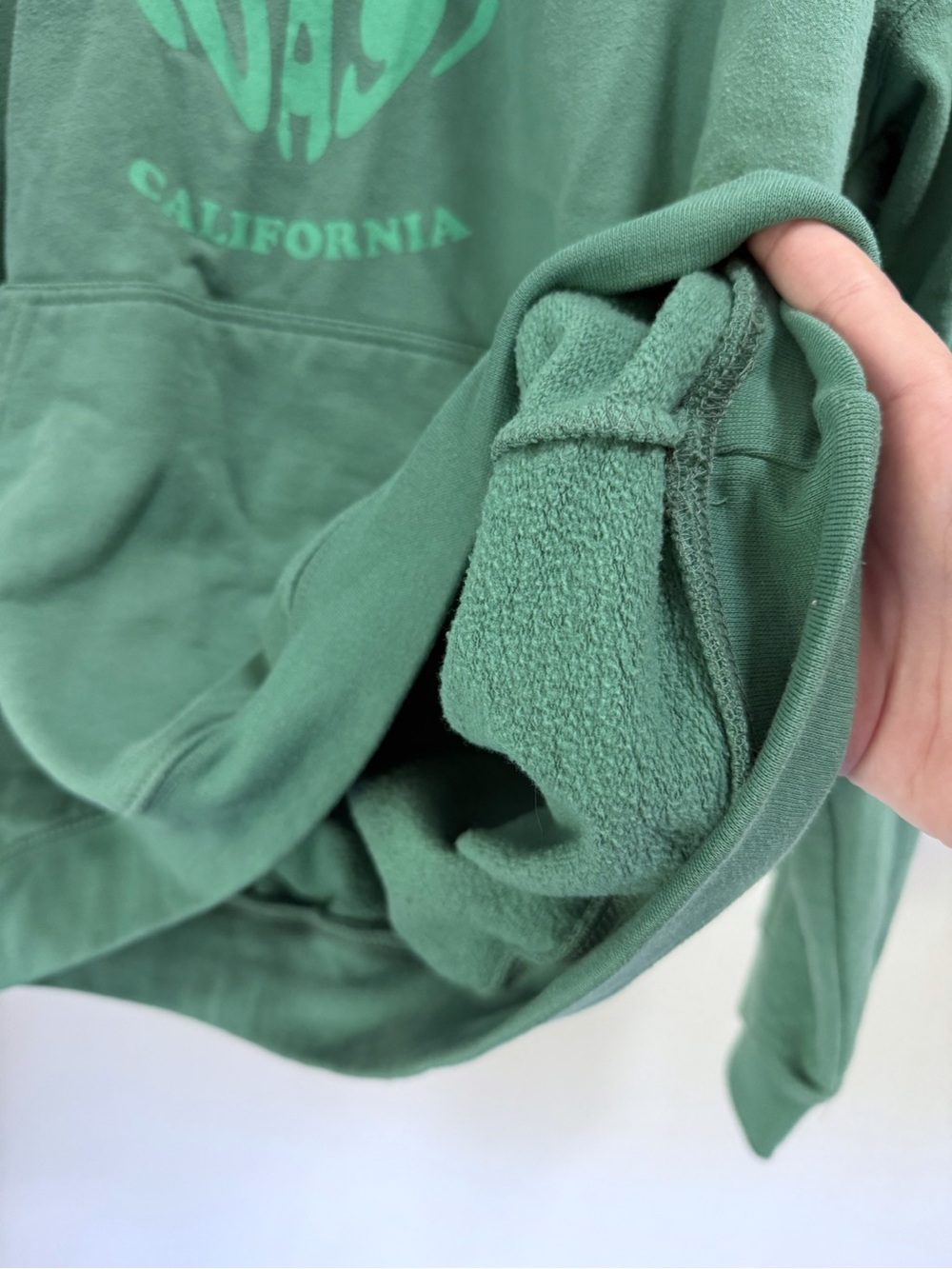 Boohoo | Oversized Green Hoodie Women’s Medium Heart West Coast California GUC - Picture 3 of 8